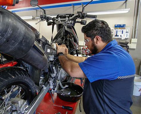 traveling motorcycle mechanic near me.